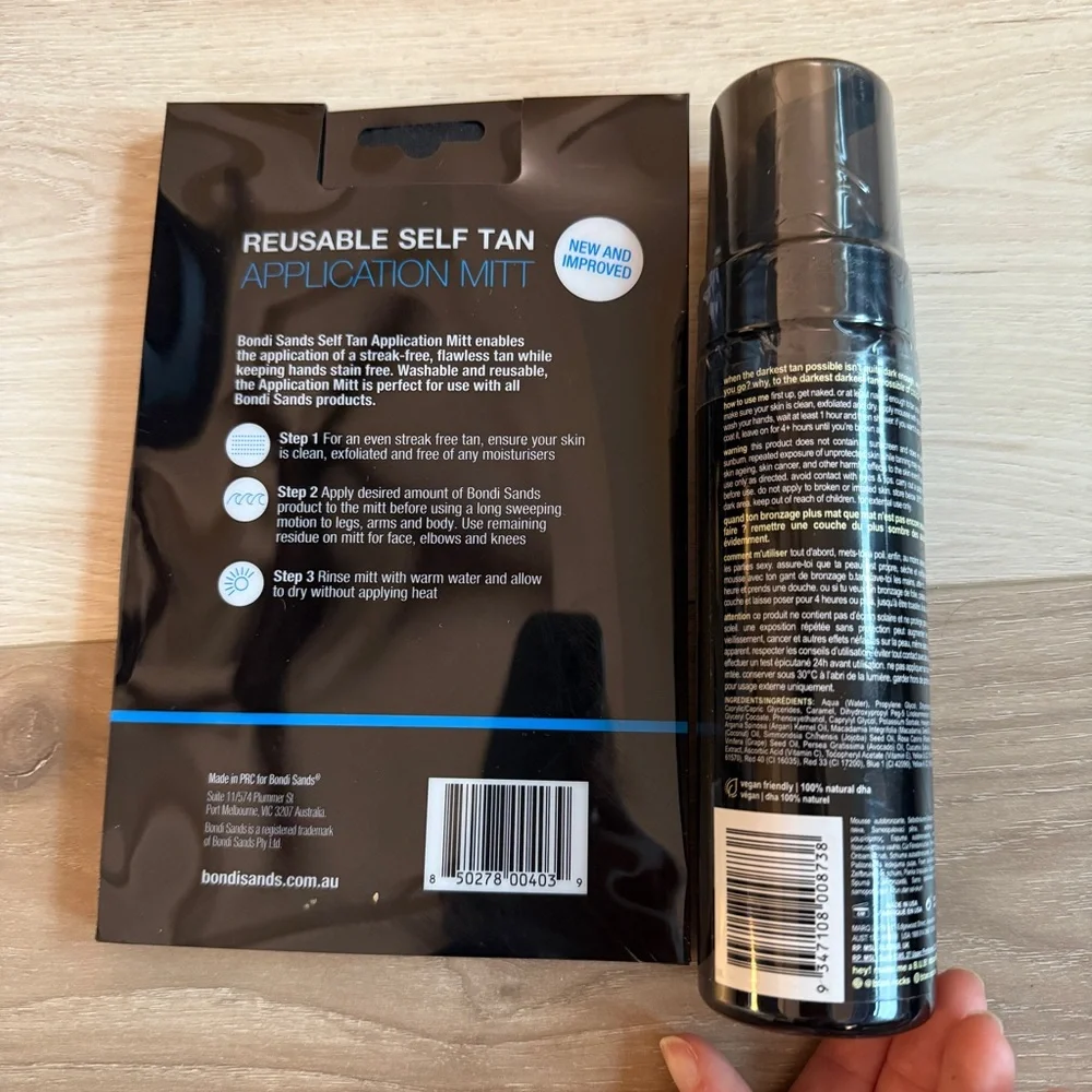 Bondi Sands Self Tan Mitt and  b. Tab‎ Dark Tanning Mousse Set - Picture 2 of 2